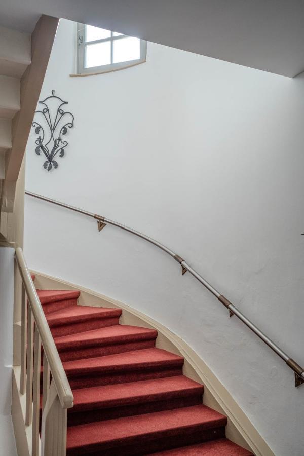 Eventlocation & Hotel Schloss Neuburg Obrigheim Buitenkant foto