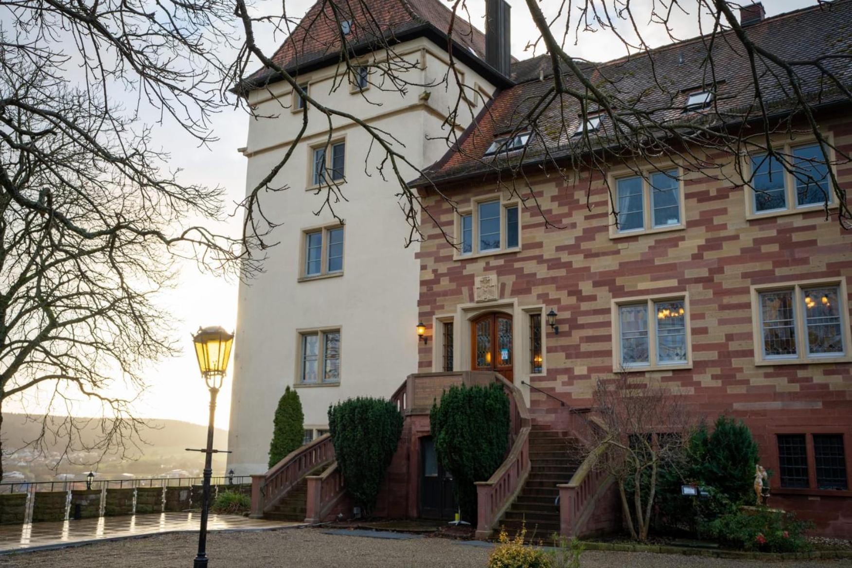 Eventlocation & Hotel Schloss Neuburg Obrigheim Buitenkant foto